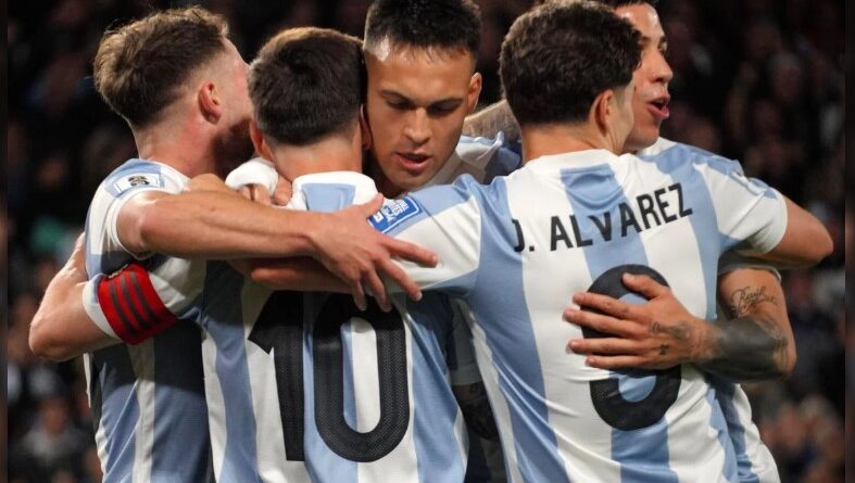 Argentina se recuperó al vencer a Perú y dio un paso más hacia el Mundial