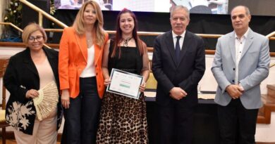 Entrega de diplomas del curso del programa Metas