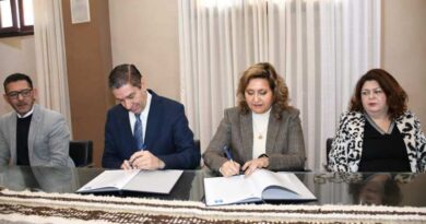 La intendente Fuentes y el rector de la Ucse firmaron un convenio de cooperación y asistencia técnica