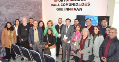 Investigadores de la Facultad de Humanidades presentaron un libro en la expo Smart City