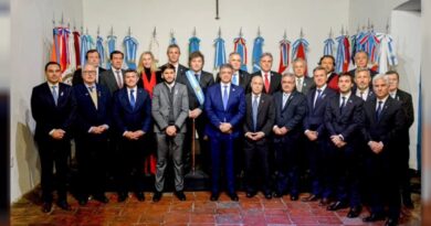 Por la interna libertaria en las provincias, Milei aspira a retomar la relación con los gobernadores